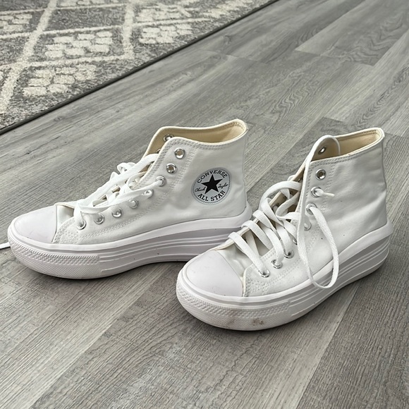 Converse Shoes - Converse high top move